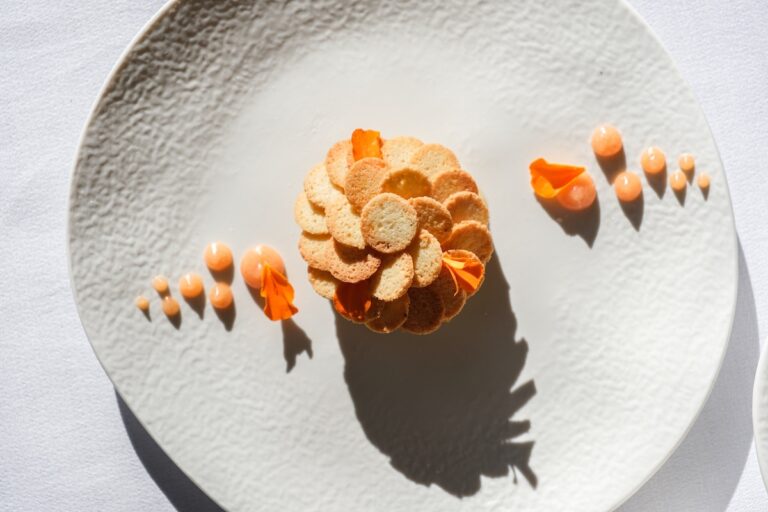 Le gâteau d'Aix aux amandes, mariage de la pomme, du coing et du miel, chichi fregi comme à l'Estaque